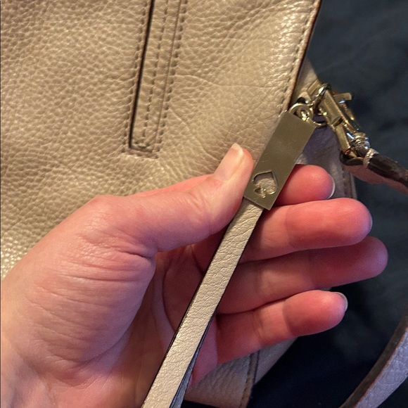 Kate Spade Classic Brown Shoulder Bag - Picture 4 of 14